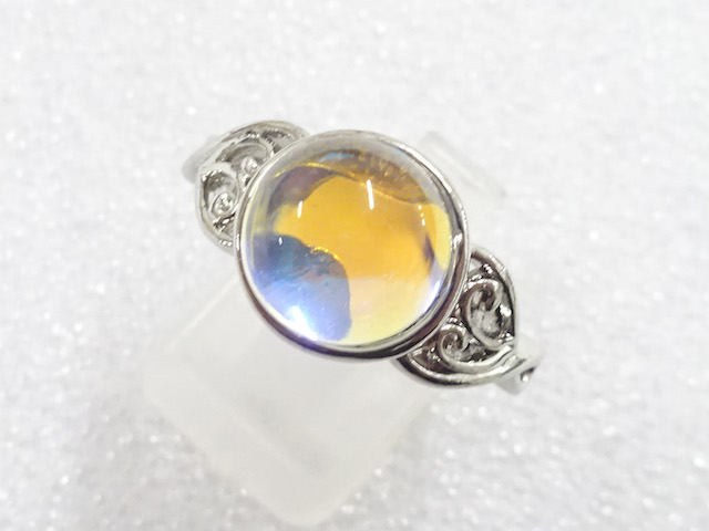 JAPANESE KIMONO / ANTIQUE CRYSTAL RING (SIZE 20)